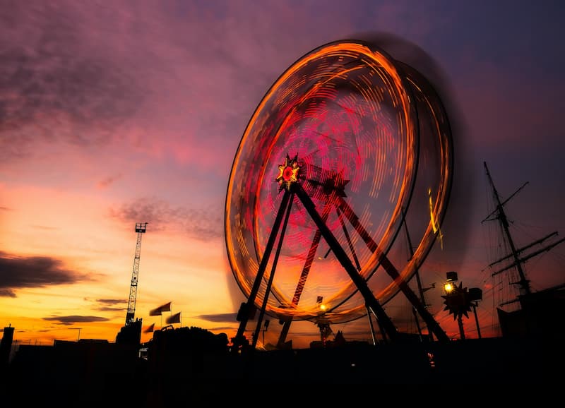 Image of a ferris wheel