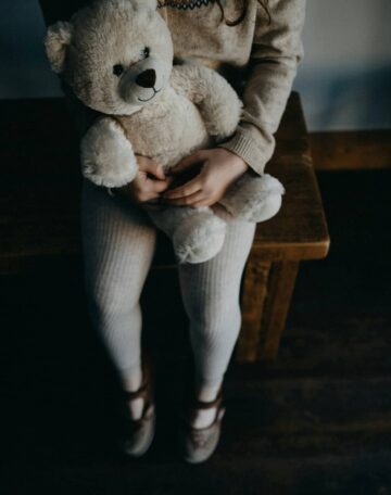 12 Signs the Orphan Archetype is Ruling Your Life