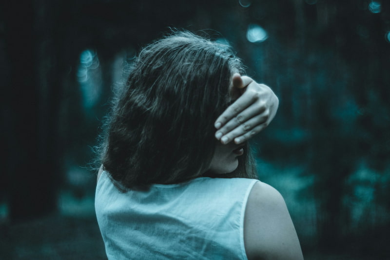 The Quiet Devastation of Childhood Trauma: 21 Signs, Effects, and a Path Toward Soul Recovery